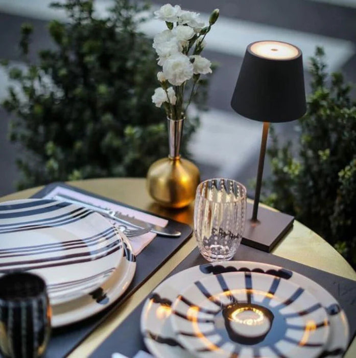 Calvera - Dimmable LED Lamp