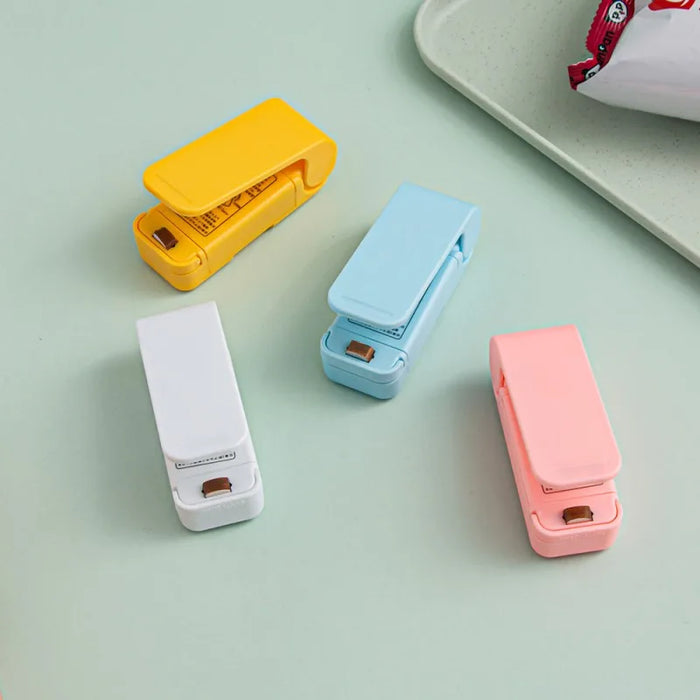 Portable Mini Heat Sealer Machine for Food Storage and Snacks-3