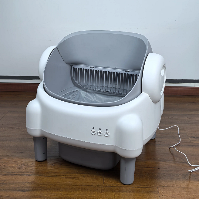 ClearStep™ – Open-Top Self-Cleaning Litter Box