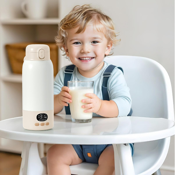 FeedEase™ – Travel-Ready Bottle Warmer