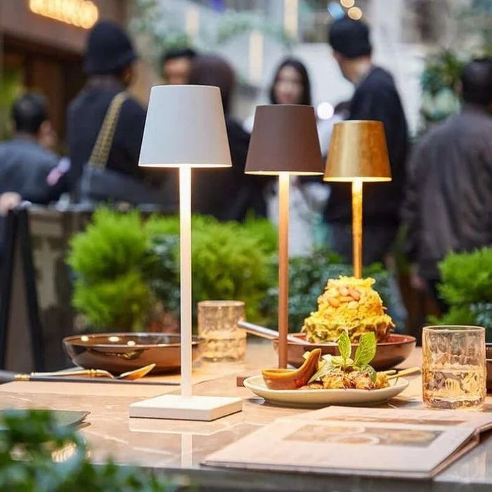 Calvera - Dimmable LED Lamp