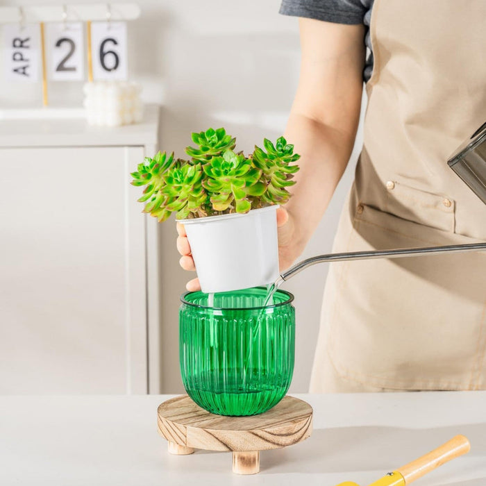 MoistureMate - Self-Watering Planters