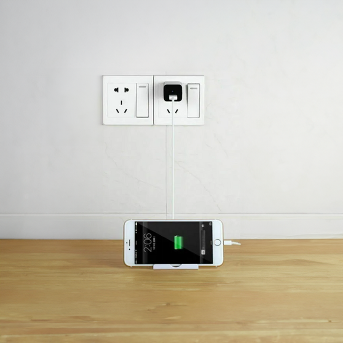 StealthGuard Plug – Mini Charger Hidden Camera