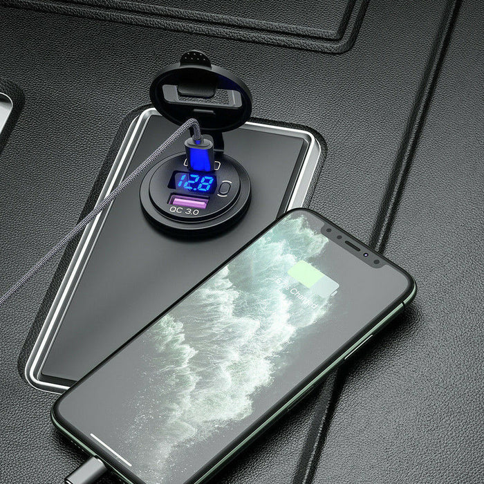 VoltMate DualCharge – Fast USB Car Charger