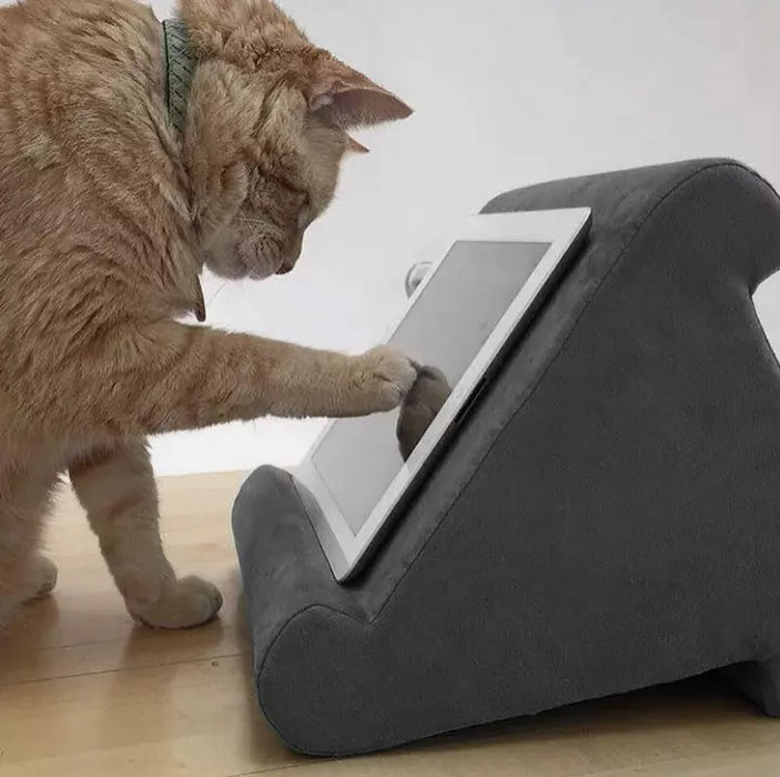 RestyPad - Tablet Pillow Stand
