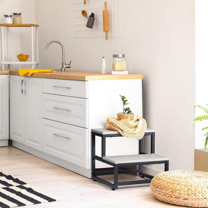 SolidStep – Wooden Step Stool
