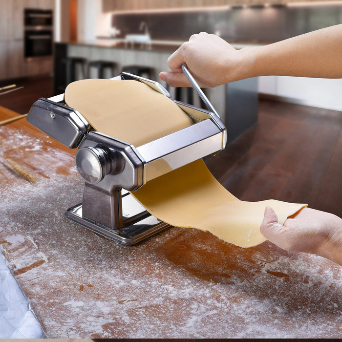 Manual Pasta Maker